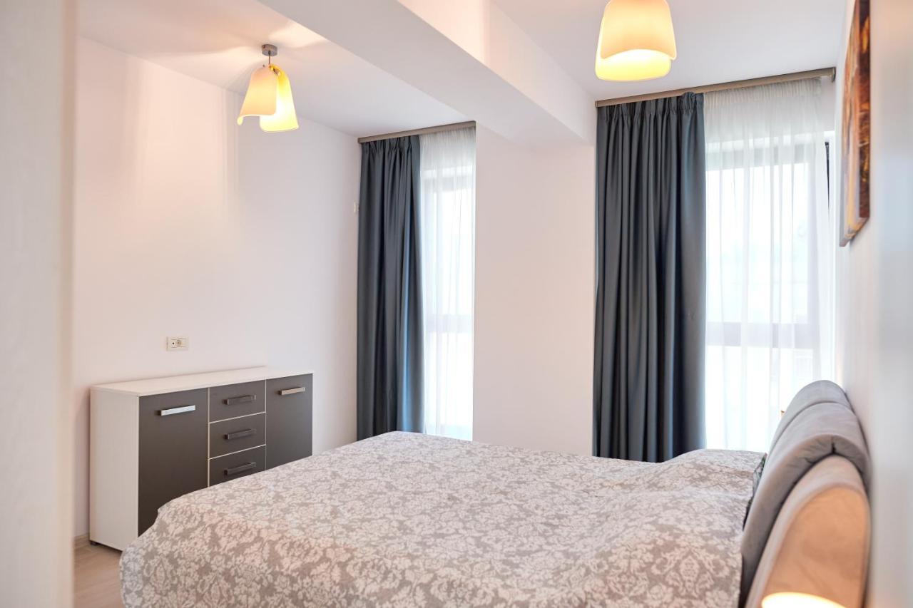 Roapart Mamaia - Riva Lake Apartments Екстер'єр фото